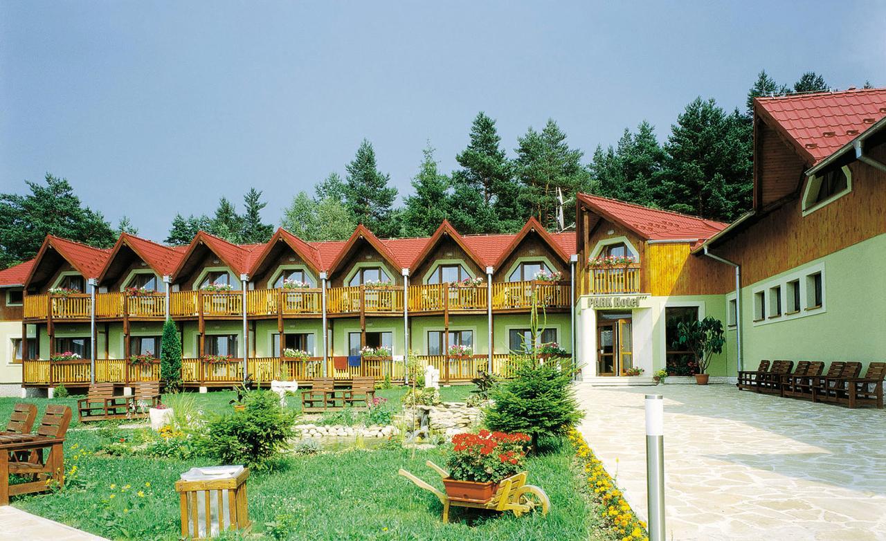 Park Hotel Cingov Smizany Exterior photo